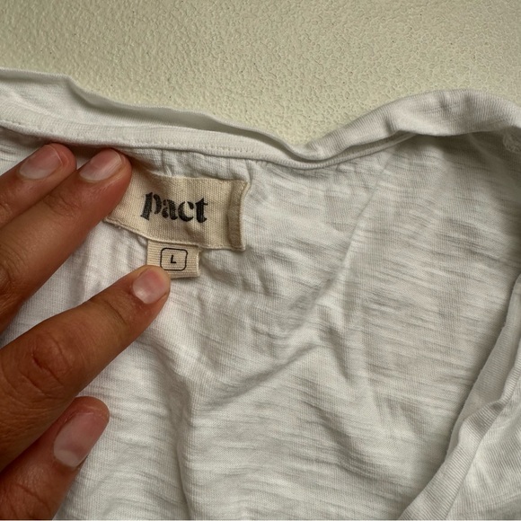 Pact short sleeve - Picture 2 of 3